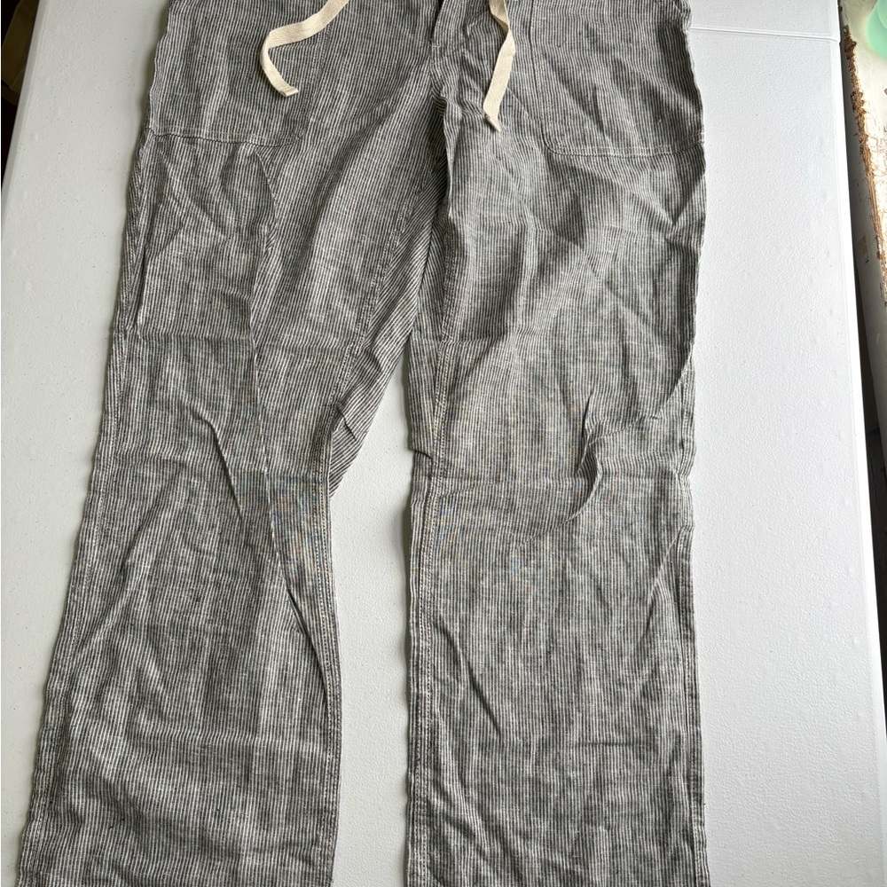 Duluth Trading Co Women’s Gray Striped Hemp& Organic Cotton size 10 pants